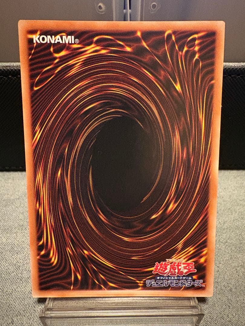 迷宮城の白銀姫 レディオブザラビュリンス 25thシークレット 絵違い