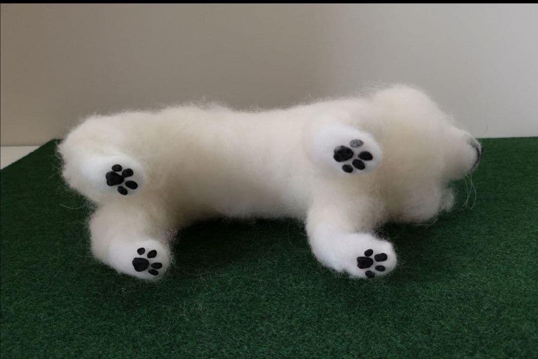 ポメラニアン　◆ハンドメイド　羊毛フェルト　犬　28cm