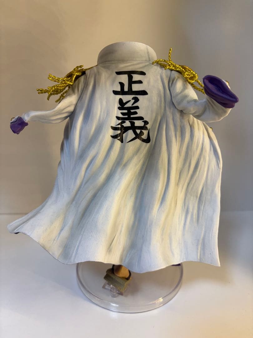 一番くじ　ワンピース　絶対的正義C賞　イッショウ