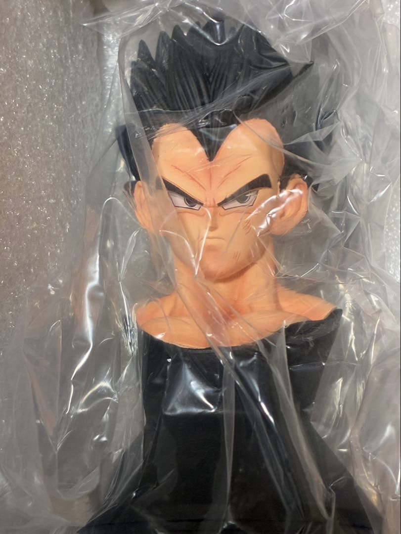ドラゴンボール　ベジータ　3つ顔変えパーツ付き　新品未使用品。