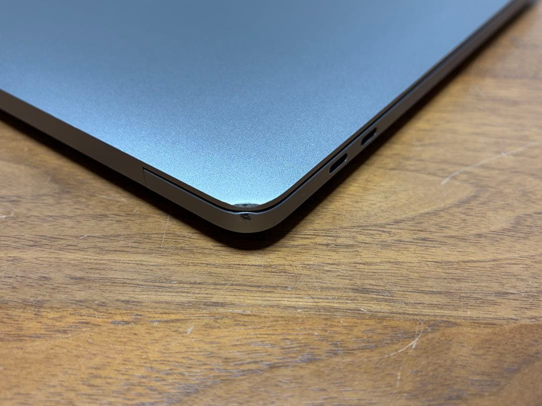 美品&高性能❗️MacBook Pro 2022 M2チップ 24GB&512GB