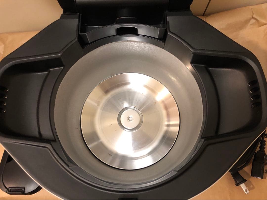シャープ　HEALSiO 水なし自動調理鍋 KN-HW16G-W 1.6L