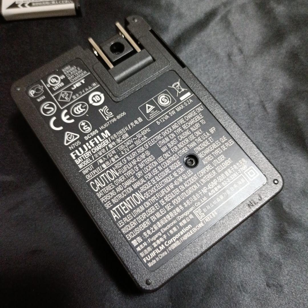 【中古品】FUJIFILM FinePix F70EXR ブラウン デジカメ