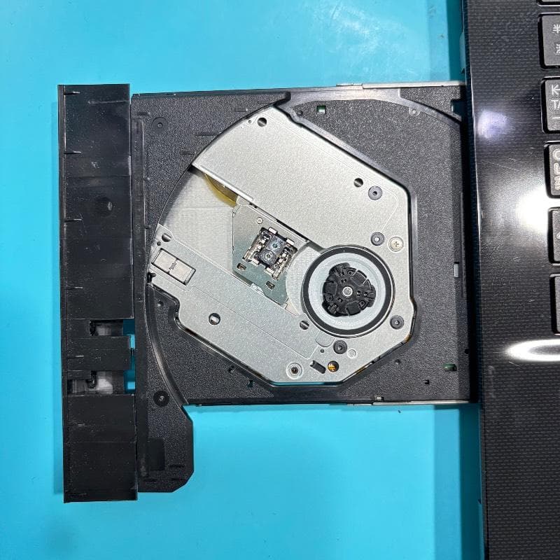 ジャンク価格★美品✨爆速i7✨SSD win11ノートPC カメラ オフィス