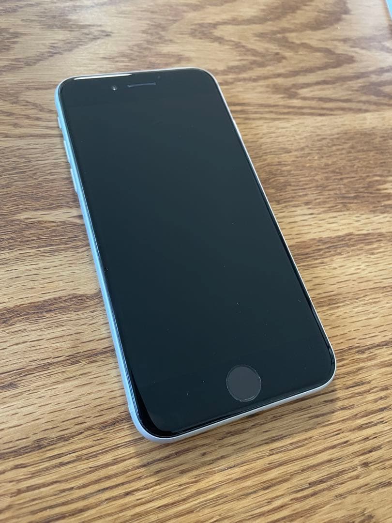 Apple iPhone SE (第2世代) ホワイト （美品）