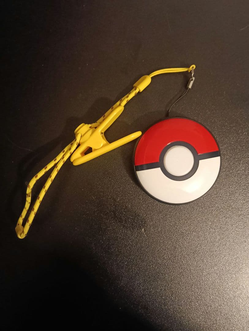 ポケモンGO Plus+ 本体、ストラップ、クリップのみ