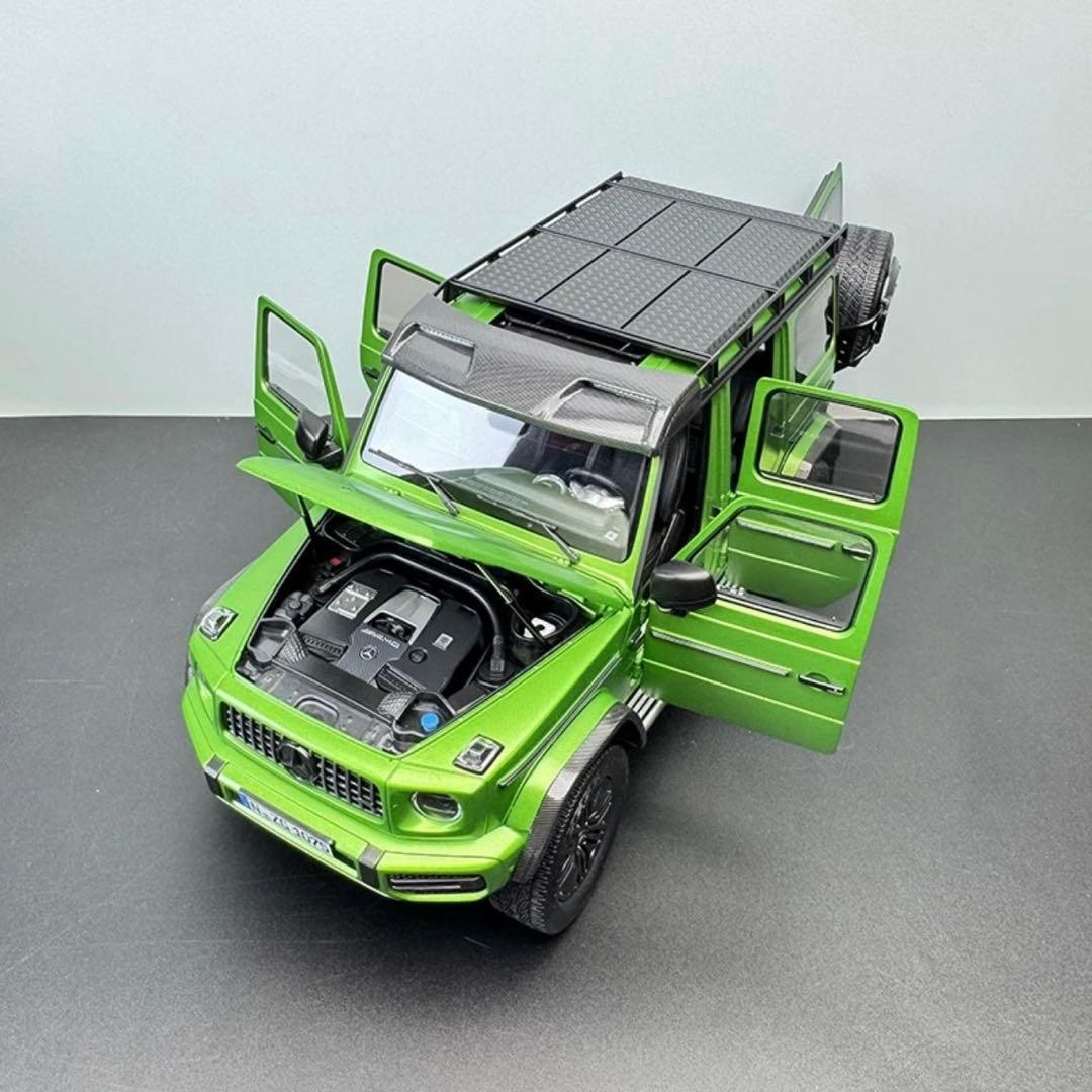 メルセデス・ベンツ Gクラス 1:18 スケールモデルミニカー