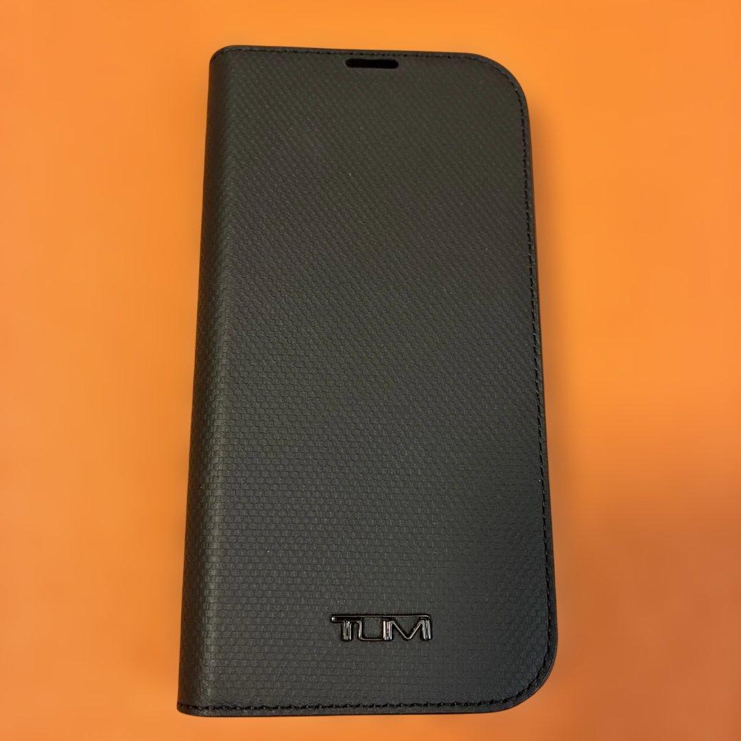 【TUMI】iPhone 16 本革手帳型ケース