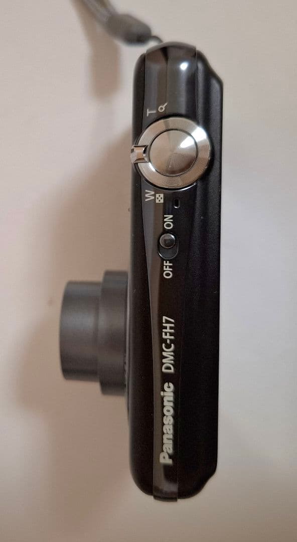 [美品]パナソニックPanasonic LUMIX DMC-FH7デジタルカメラ