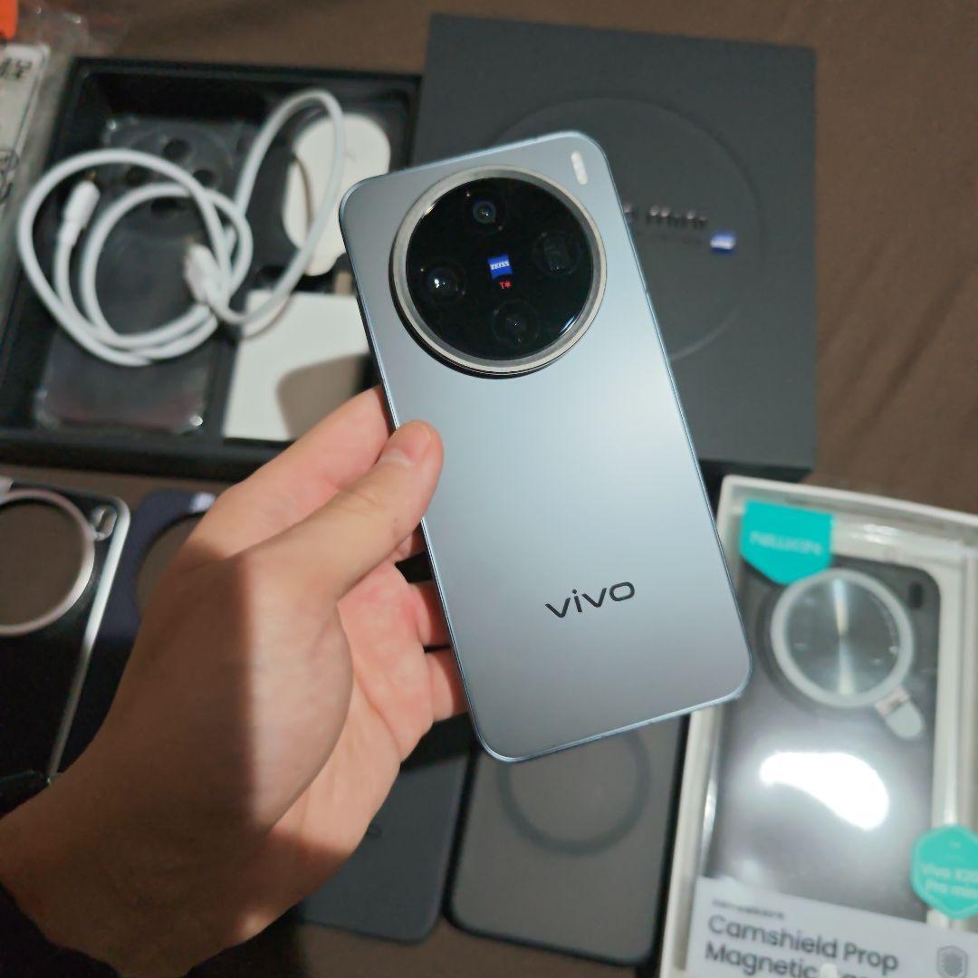 vivo X200 Pro mini シルバー 本体と付属品