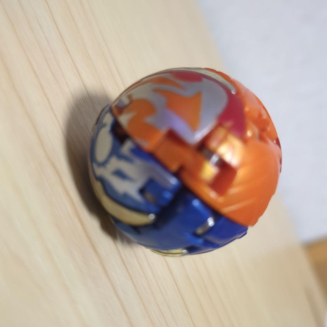 BAKUGAN 爆テク爆丸 轟ガリュウ　現状品