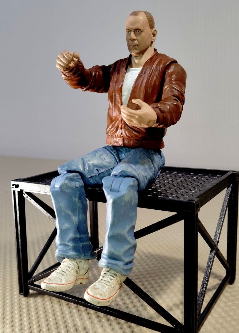NECA フィギュア 7インチ Bruce Willis【希少】