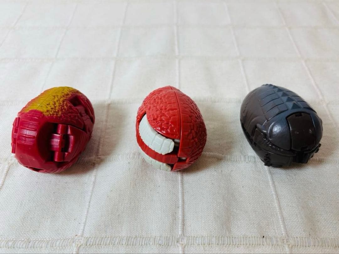 ウルトラマン ウルトラエッグ 19体・ケース2点