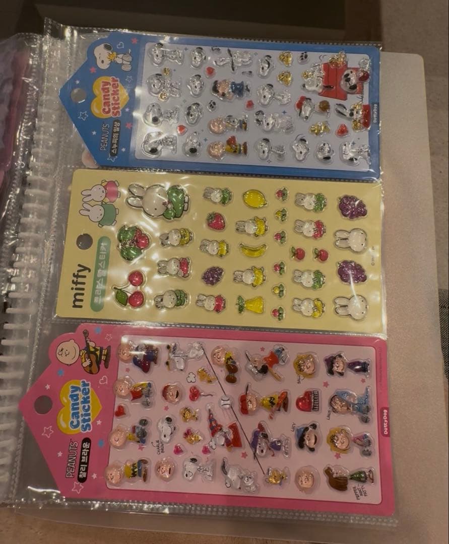 ボンボンドロップシール シール帳　完成品　ディズニー　サンリオ　含む