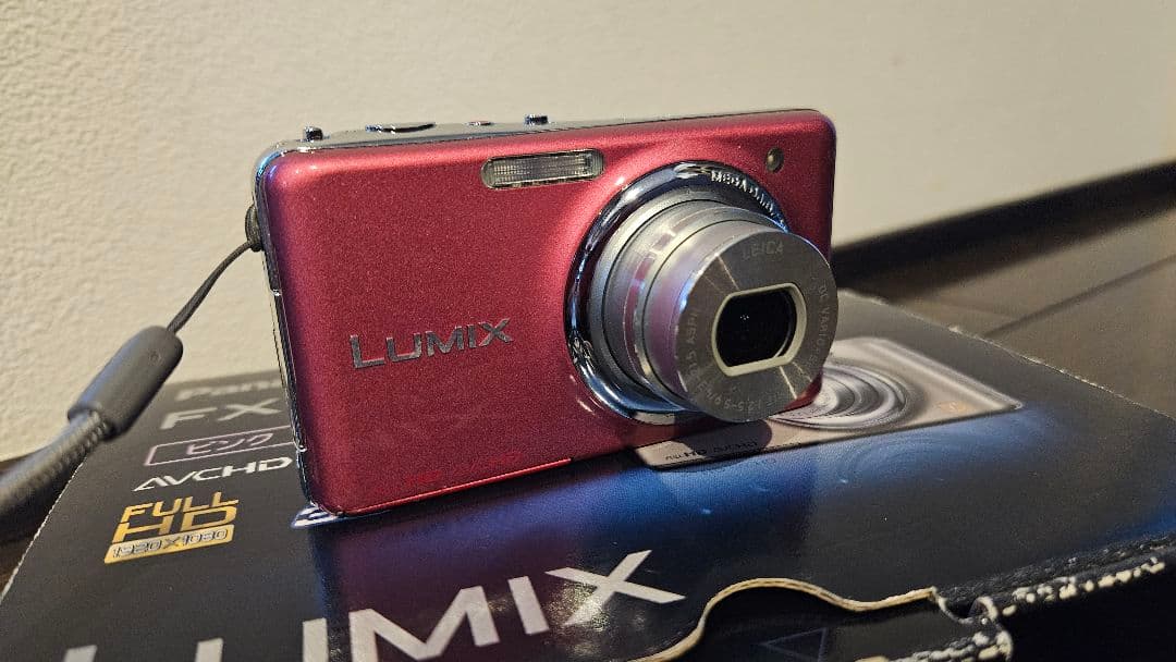 【動作確認済】Panasonic LUMIX DMC-FX77　デジタルカメラ
