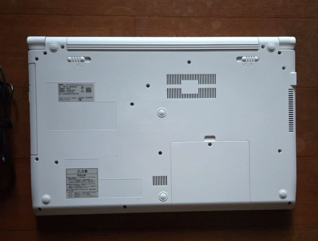 NEC LAVIE PC-NS300HAW ノートPC