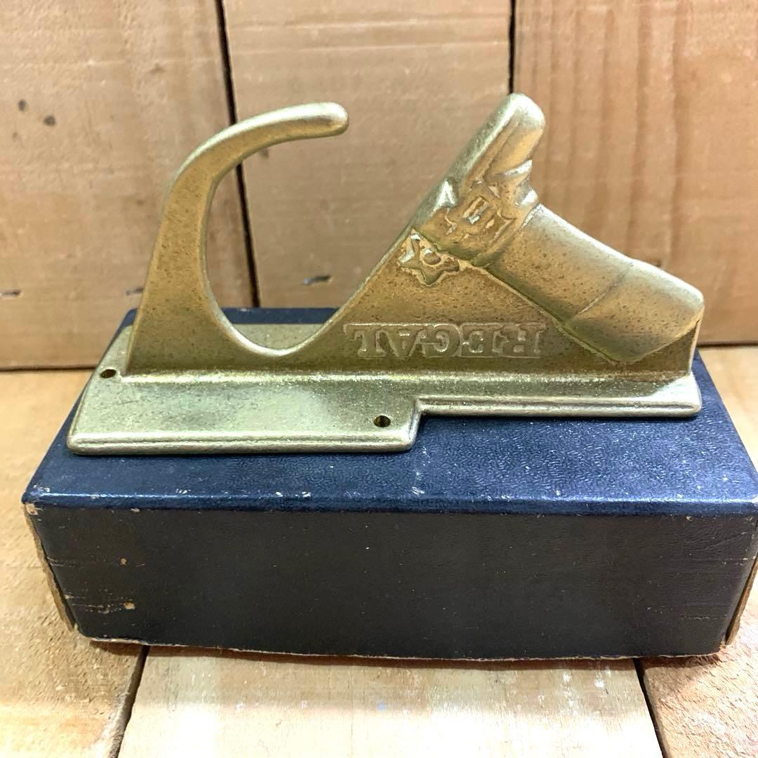 【REGAL】 ①フック仕様〈ロゴマーク入り〉付属ネジ付　超レア② Tシャツ型