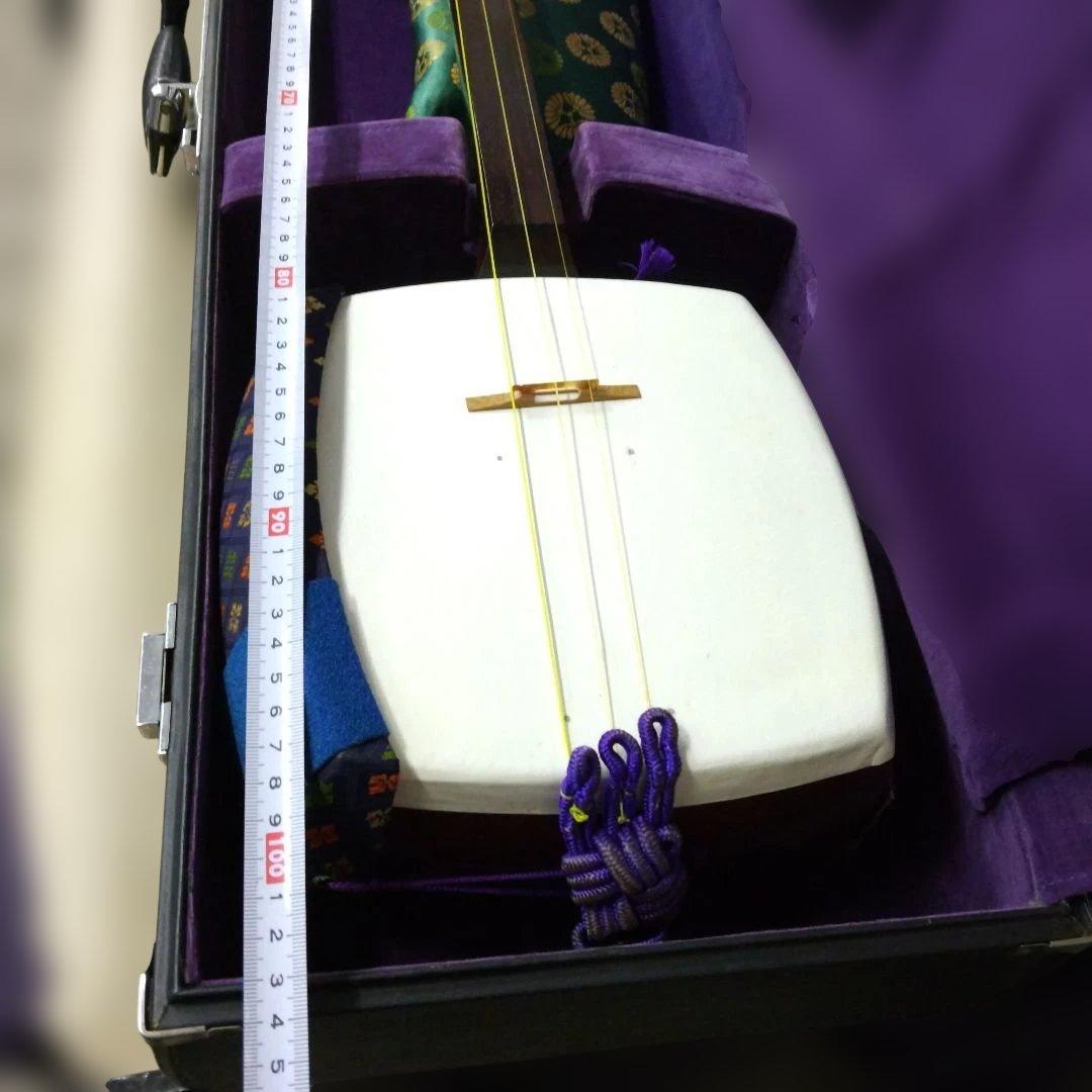 ☆期間限定特価！【三味線本体/和楽器/弦楽器/ハードケース付き/付属品あり】