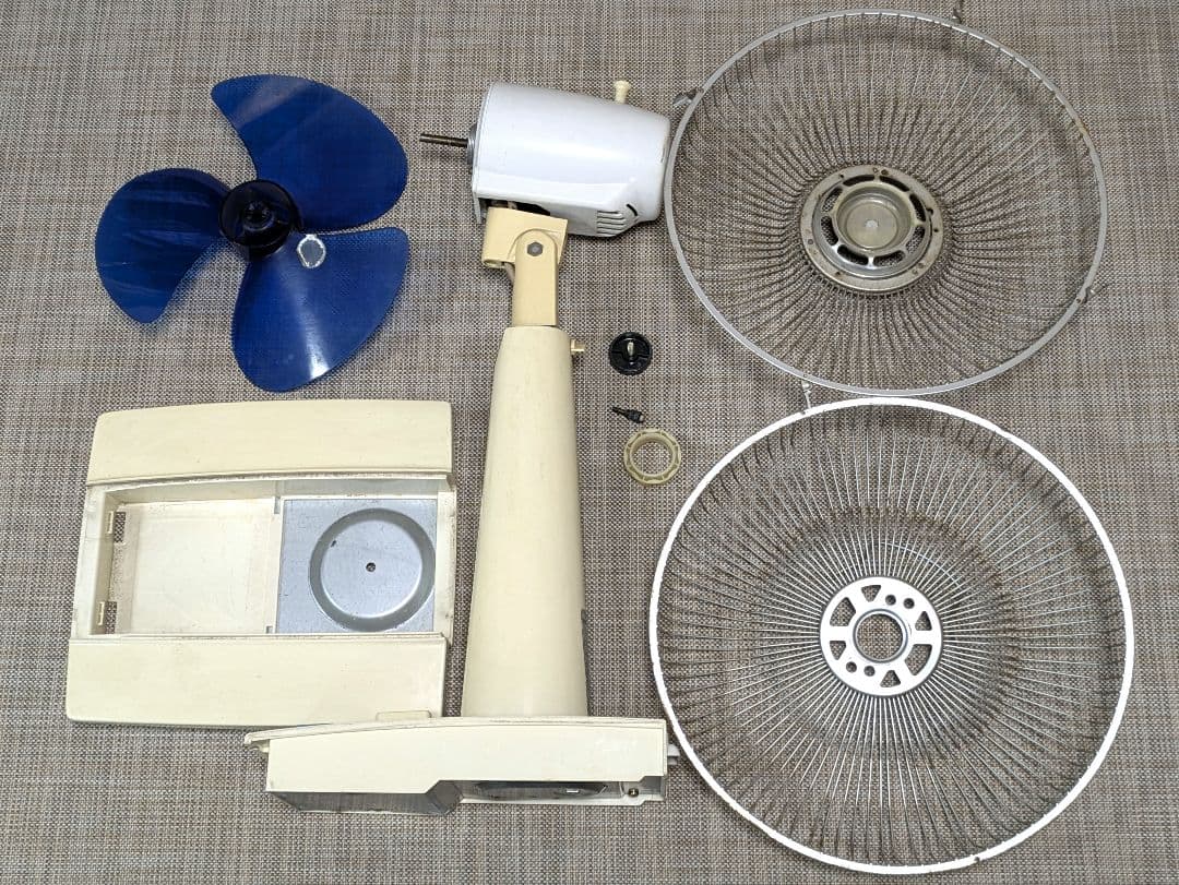 【動作確認済】サンヨー　昭和レトロ扇風機　1978年製【希少】