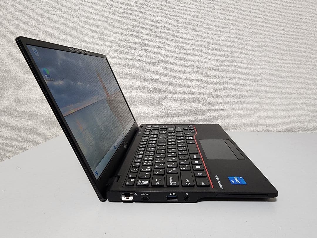 良品　軽量　富士通 LIFEBOOK　U6312　12世代i5/8GB/256G