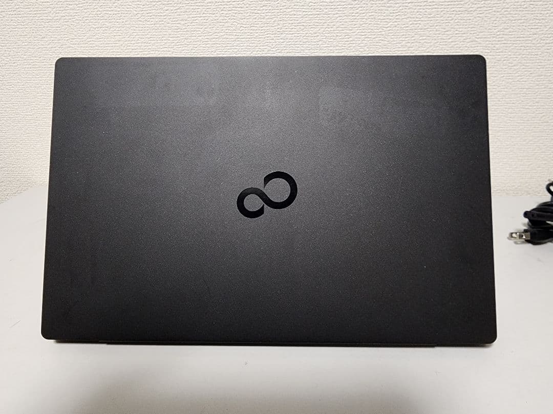 良品　軽量　富士通 LIFEBOOK　U6312　12世代i5/8GB/256G