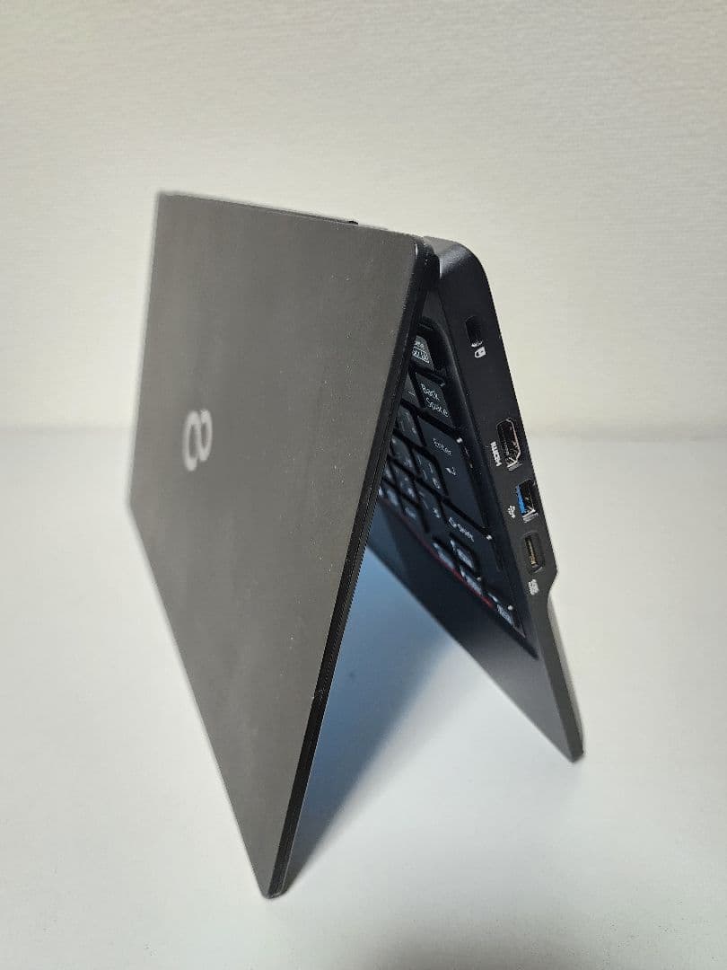 良品　軽量　富士通 LIFEBOOK　U6312　12世代i5/8GB/256G