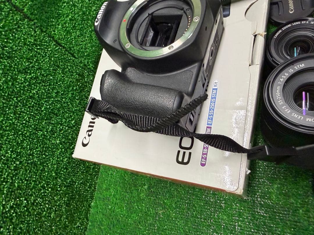 Canon EOS Kiss X9 デジタル一眼レフカメラ ダブルレンズキット