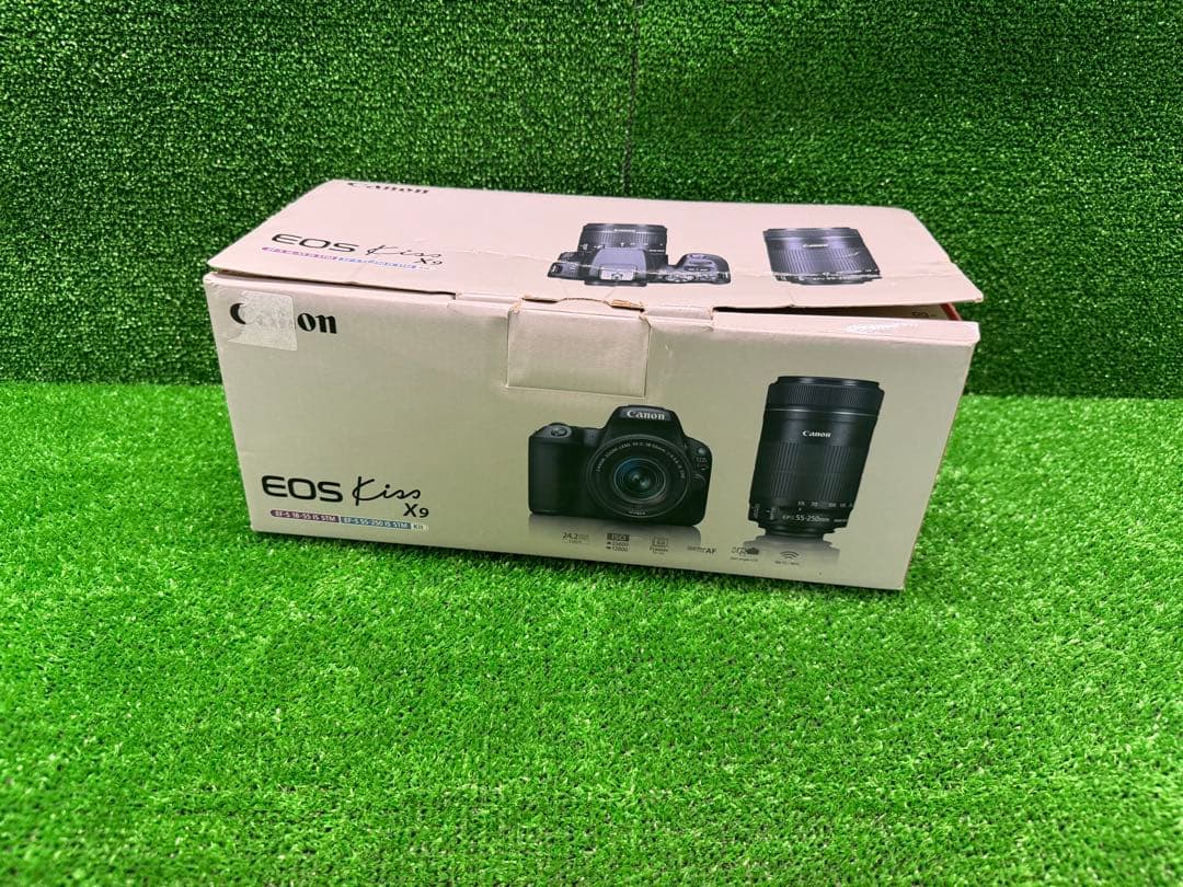 Canon EOS Kiss X9 デジタル一眼レフカメラ ダブルレンズキット