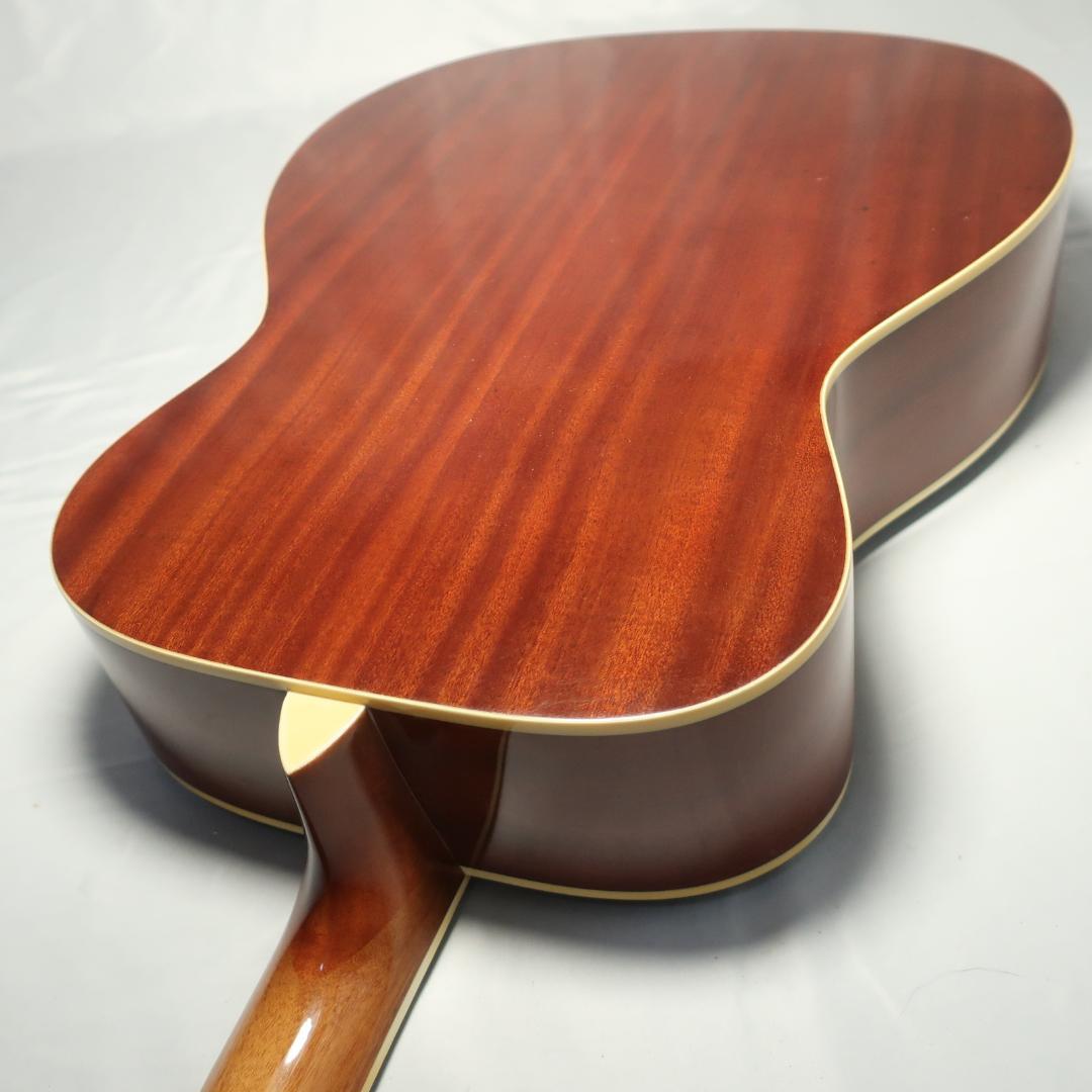 コニー様用 Lumber LF30 VS アコースティックギター 純正ケース付