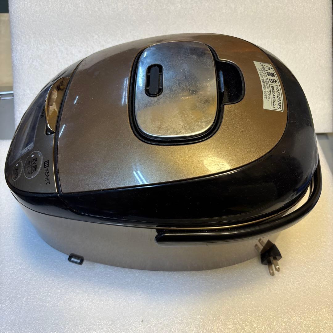 TIGER JKT-P100 炊飯器 5.5合炊き ダークブラウン　動作確認済