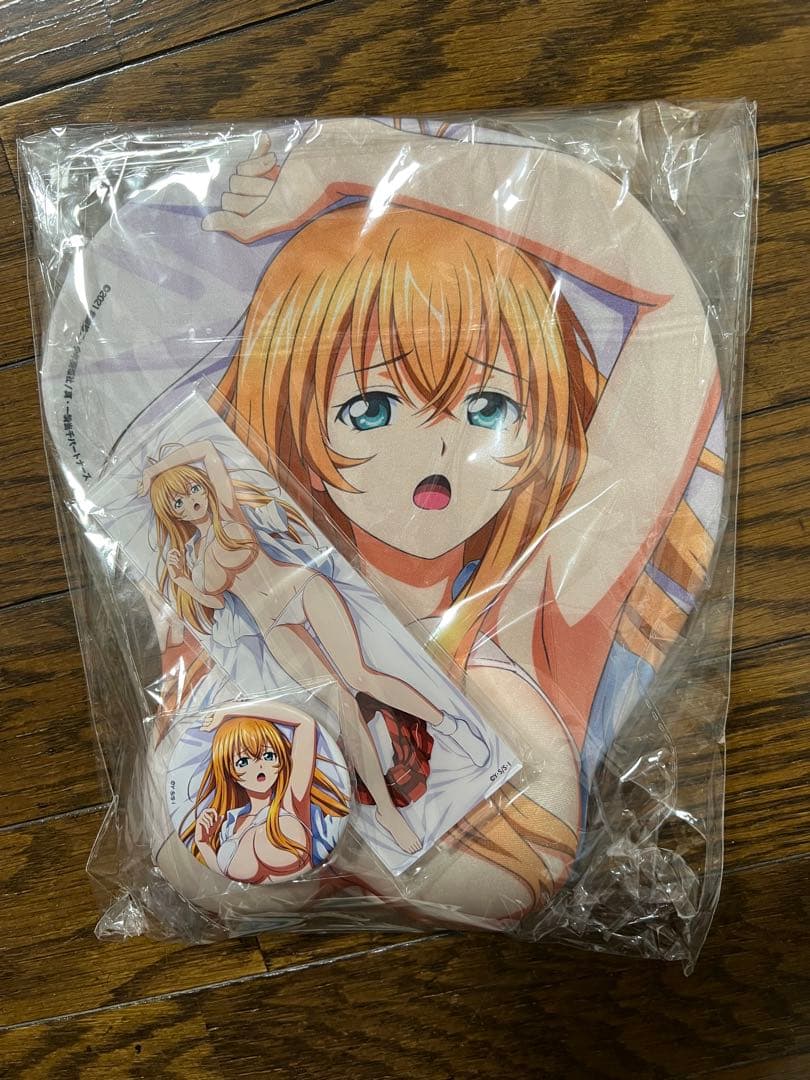 匿名配送　真・一騎当千　アクスタ　缶バッジ　マウスパッド　新品美品