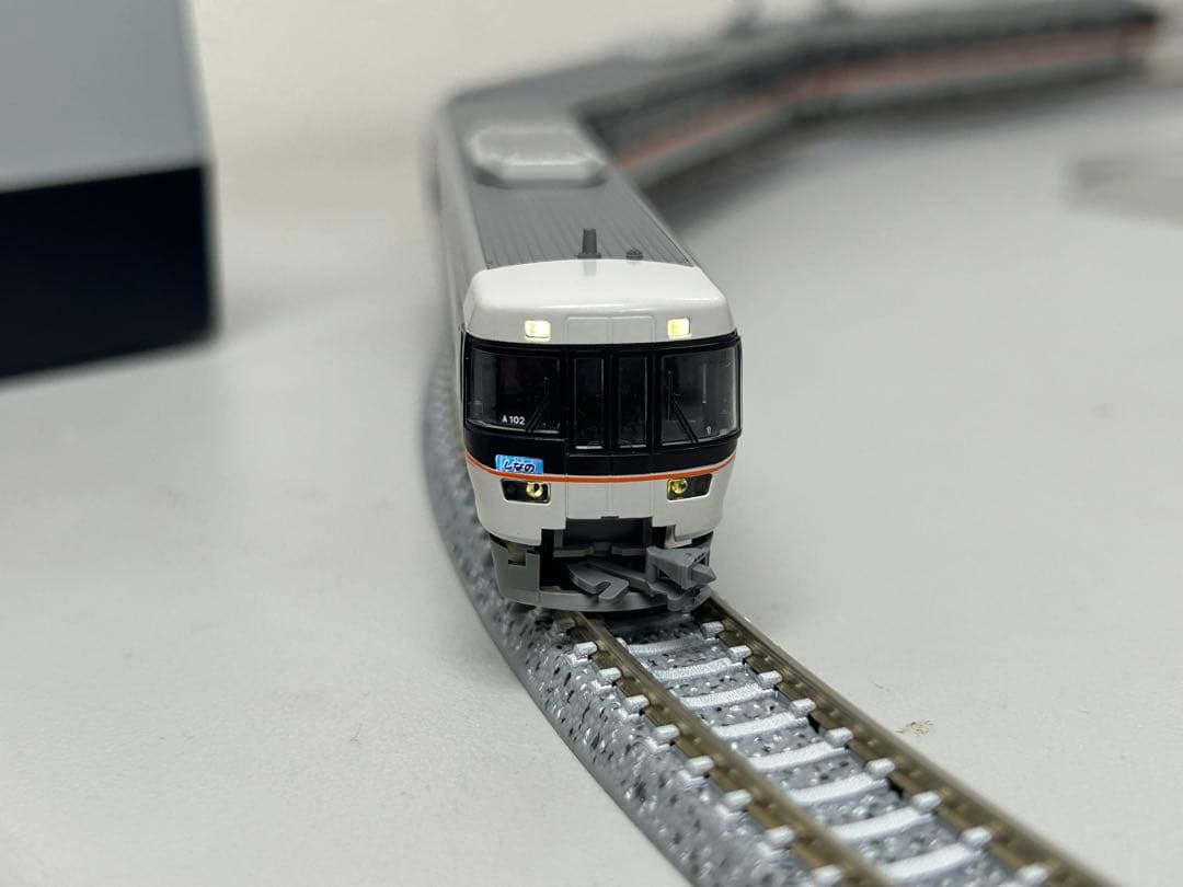 KATO 10-558と10-559 383系 6両基本セットと増結4両セット