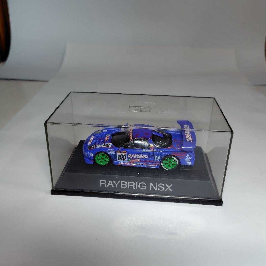 ハローキティレースクイーンとRAYBRIG NSX GT ダイキャストモデル