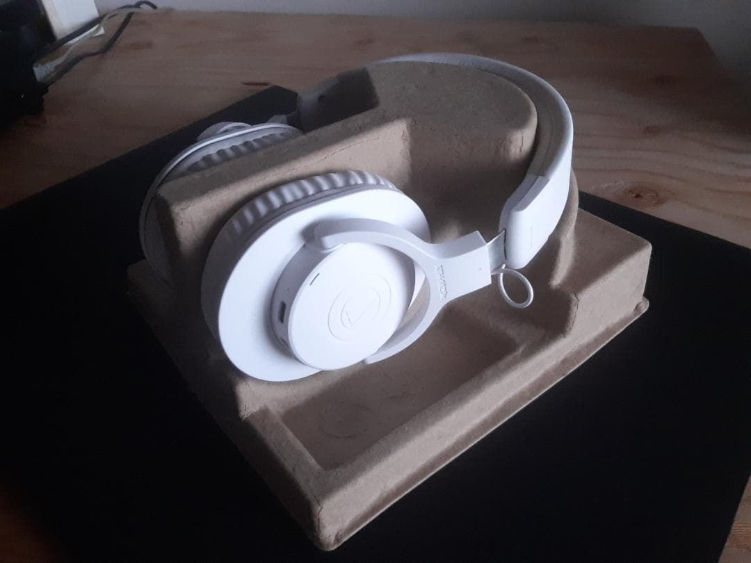 ヘッドホン audio-technicaATH-20xBT