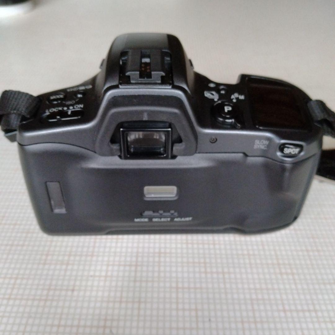ミノルタフィルムカメラ AF ズームxi、AFズームレンズ付き