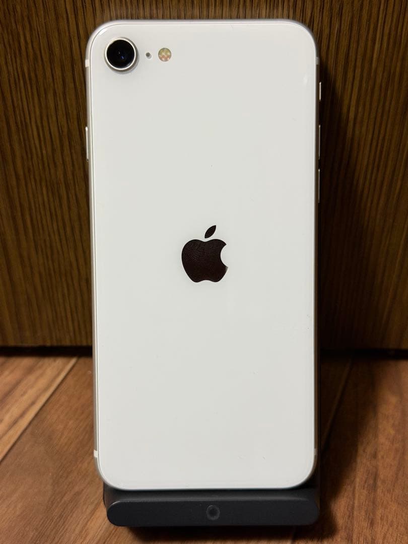 ⭐️極美品⭐️Apple iPhone SE⭐️第二世代 ホワイト 64G⭐️