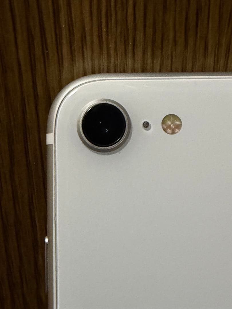 ⭐️極美品⭐️Apple iPhone SE⭐️第二世代 ホワイト 64G⭐️