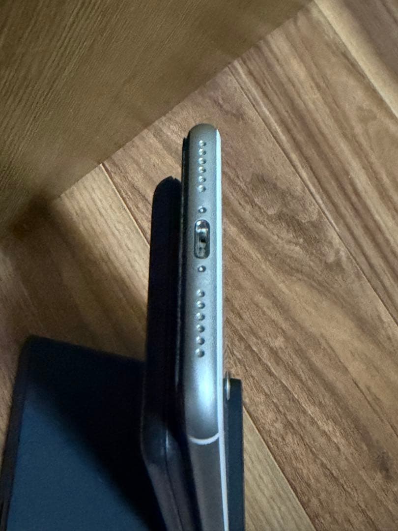 ⭐️極美品⭐️Apple iPhone SE⭐️第二世代 ホワイト 64G⭐️