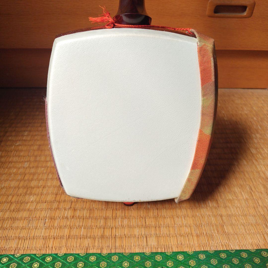 三味線本体　片面亀裂あり