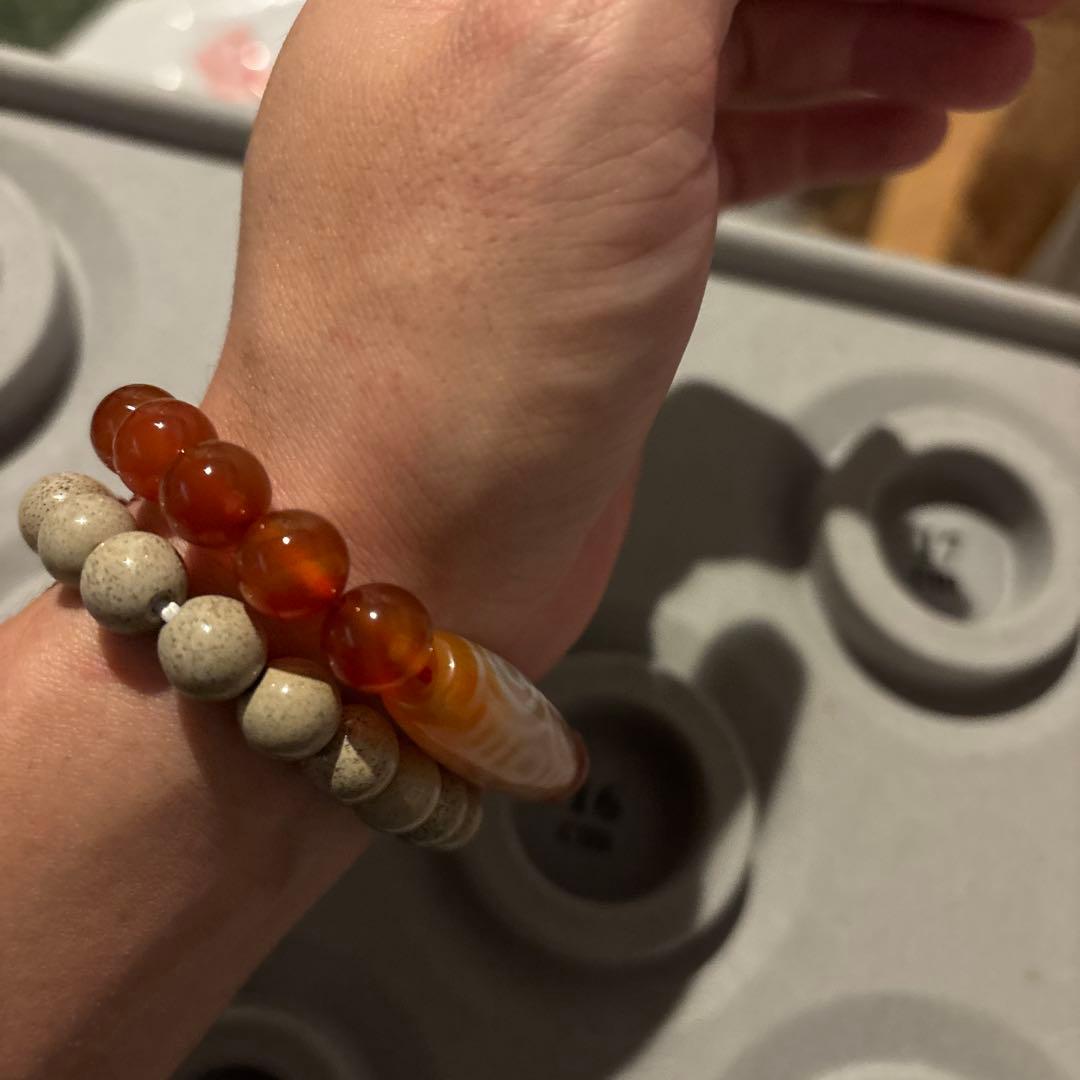 オレンジ龍眼天珠！カーネリアン！すっごい天珠！綺麗！