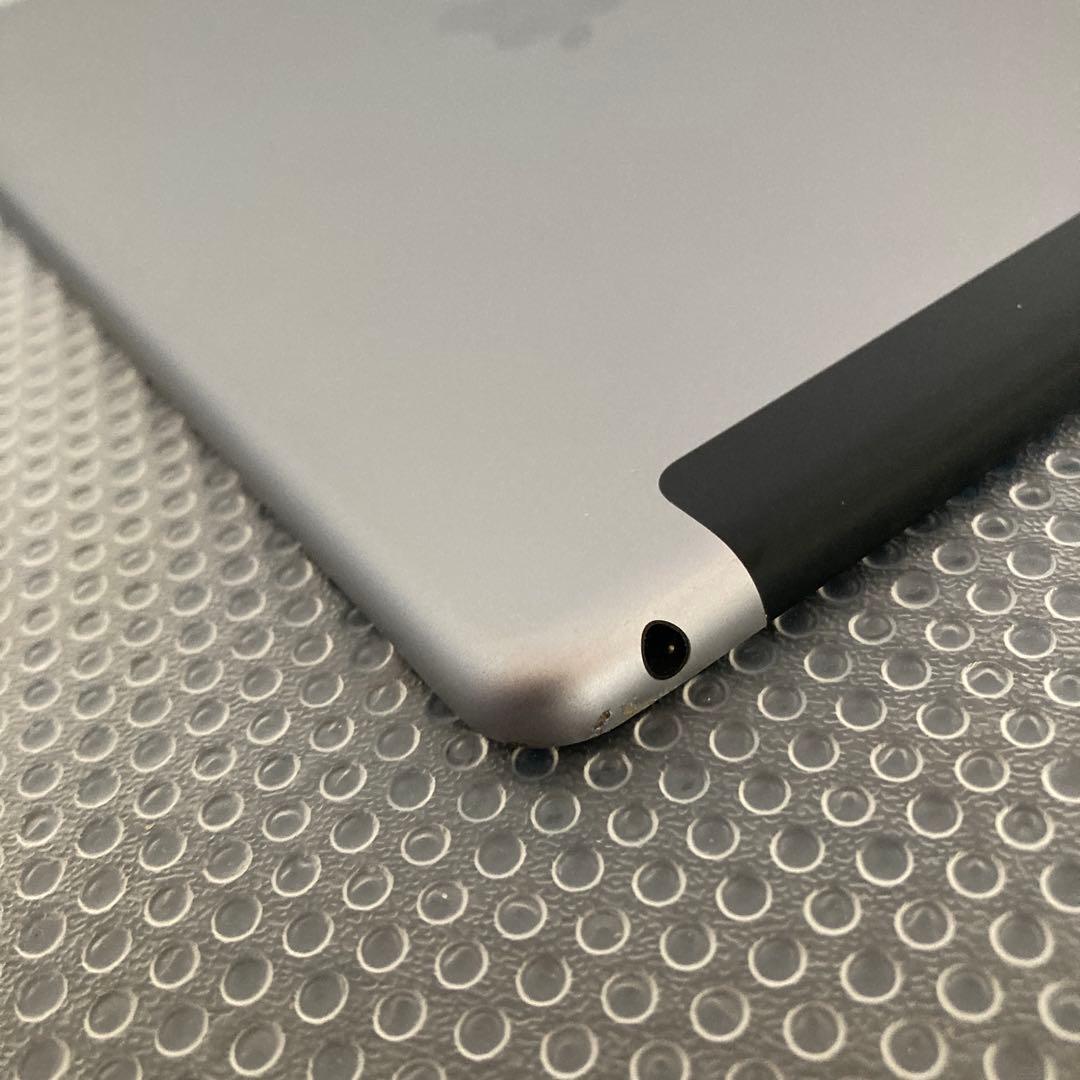4079【早い者勝ち】電池最良好☆iPad6 第6世代 32GB SIMフリー☆