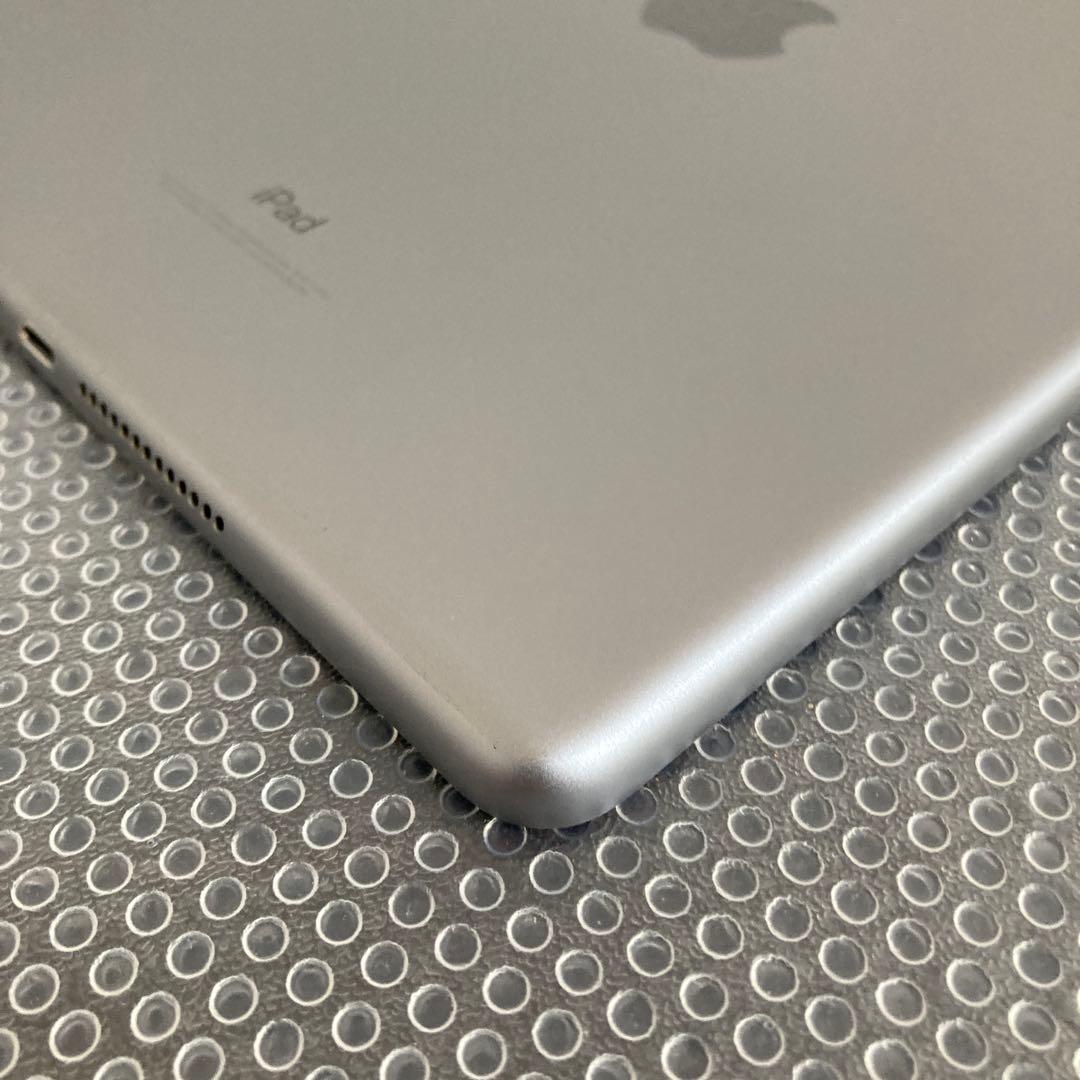 4079【早い者勝ち】電池最良好☆iPad6 第6世代 32GB SIMフリー☆