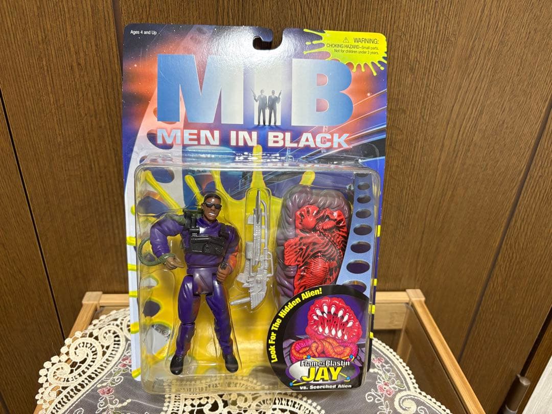 MEN IN BLACK メン・イン・ブラック　フィギュア2点セット