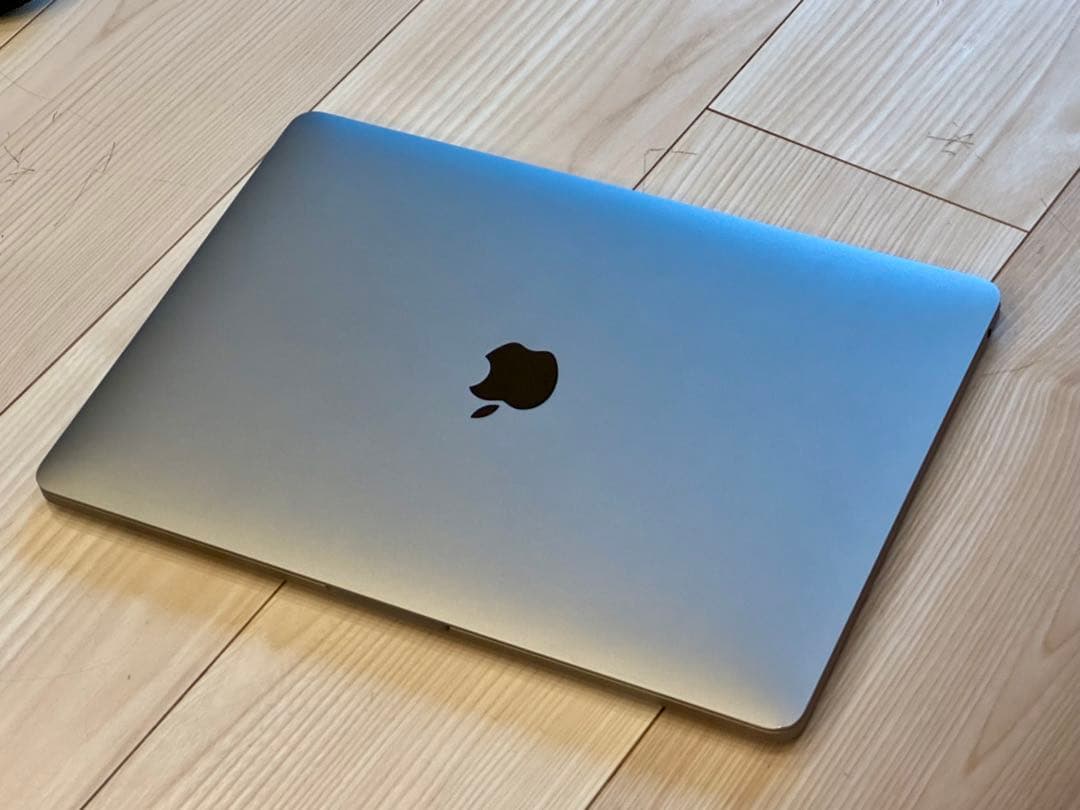 MacBookPro 13インチ　M1 スペースグレイ　美品　即日発送