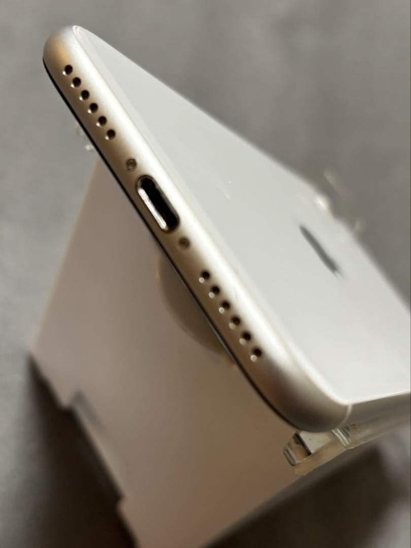 [超美品] iPhone SE 第1世代　128GB