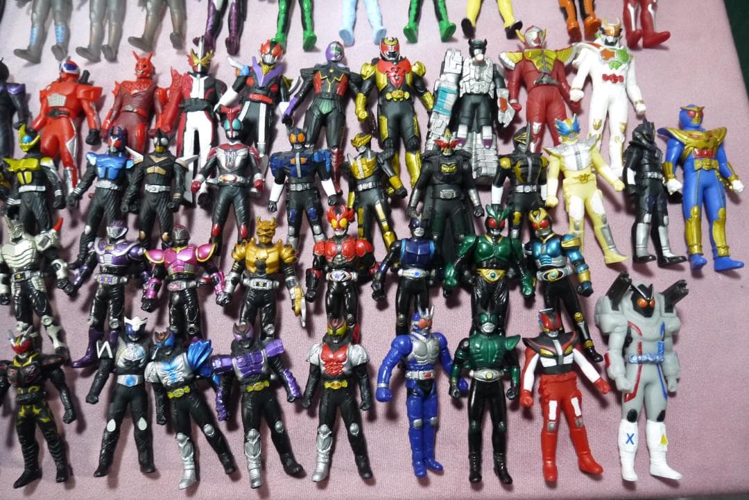 仮面ライダー　ミニソフビ　150体