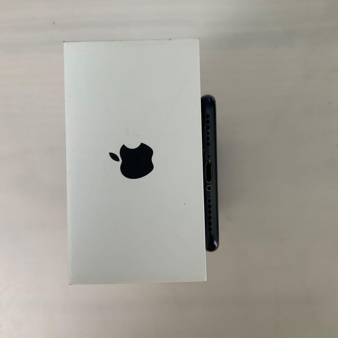 iPhone 7 ブラック　32GB sim フリー