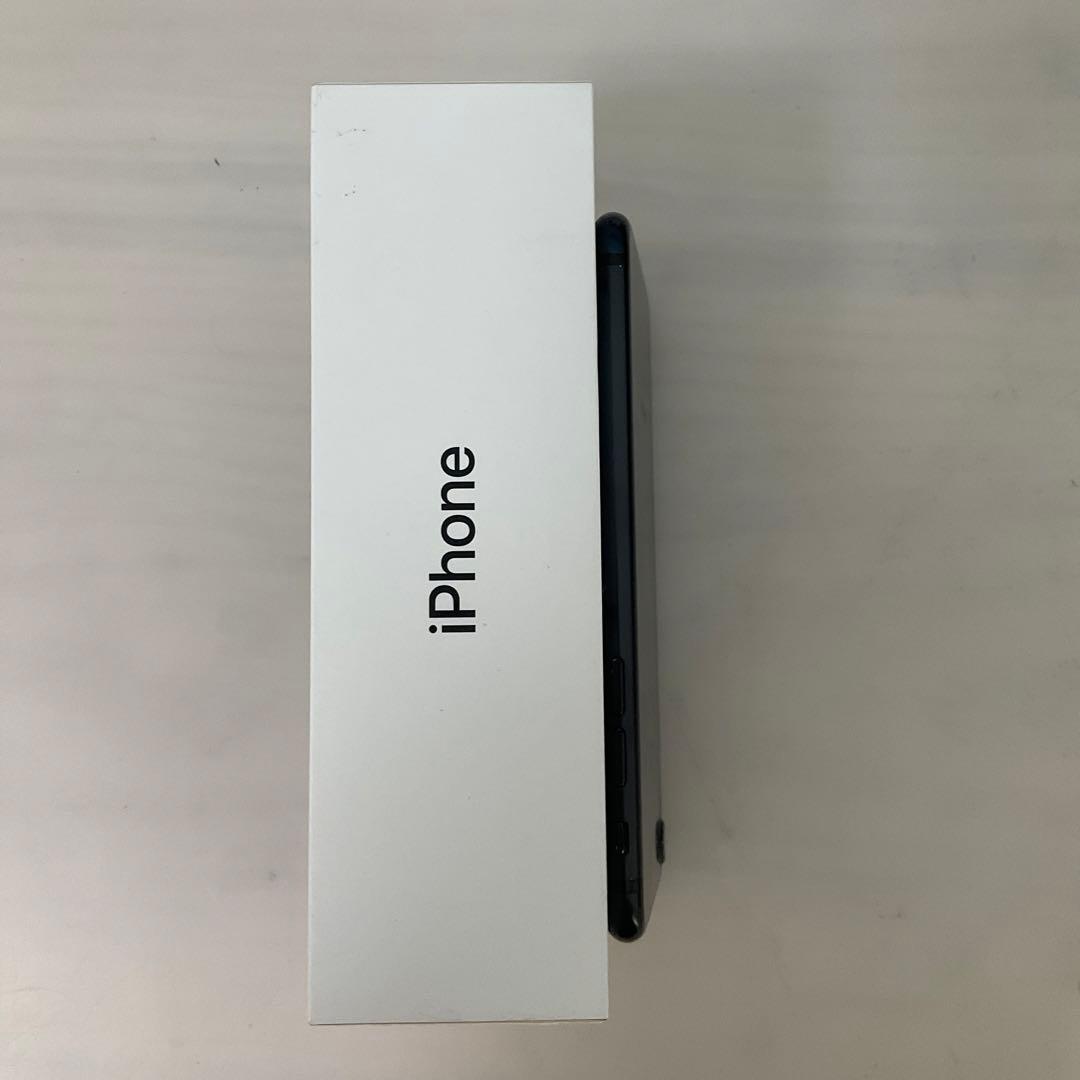 iPhone 7 ブラック　32GB sim フリー