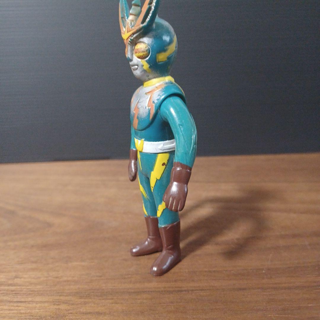 当時物「仮面ライダー」「キカイダー01」「イナズマン」ペンダントトップ３体セット