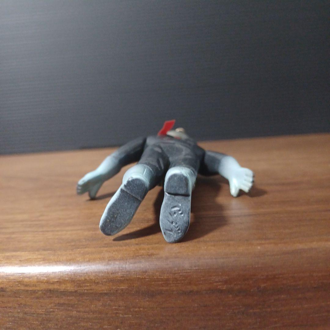 当時物「仮面ライダー」「キカイダー01」「イナズマン」ペンダントトップ３体セット